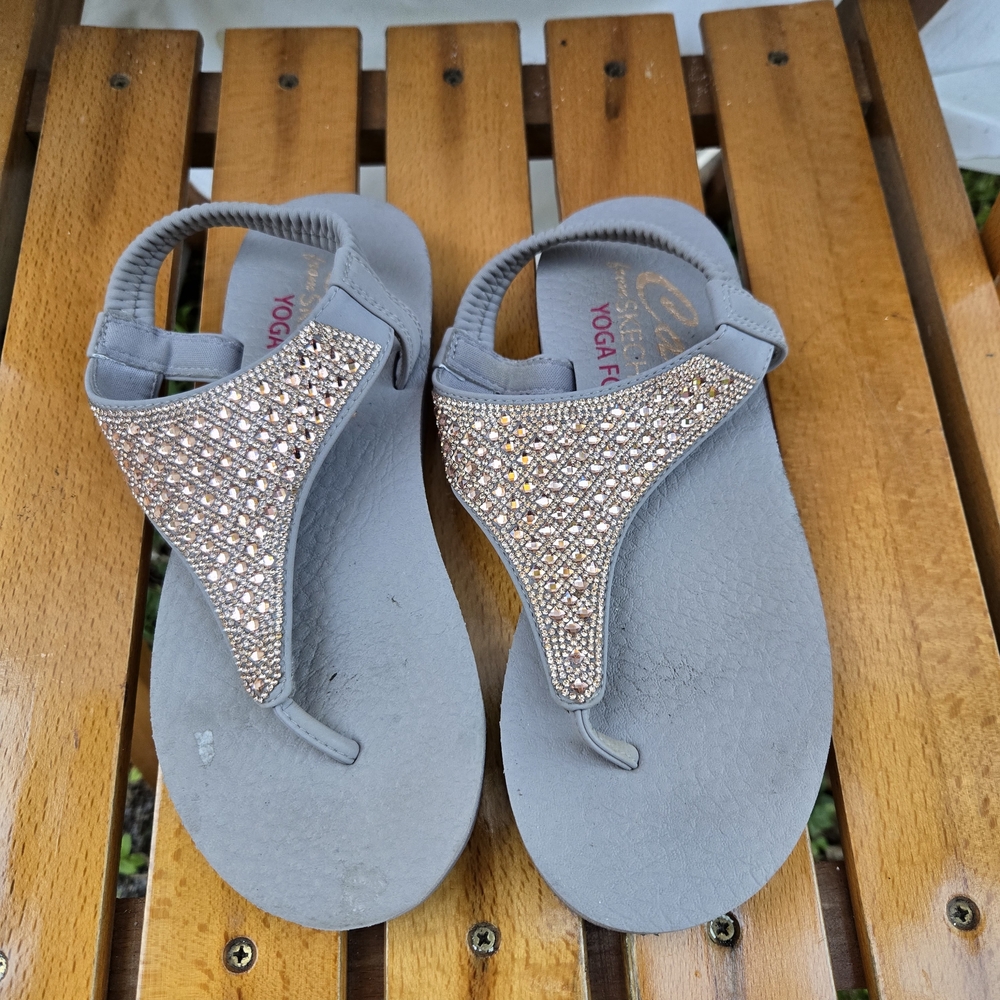 SKECHERS‎ Women's Silver Sandals - Picture 3 of 9